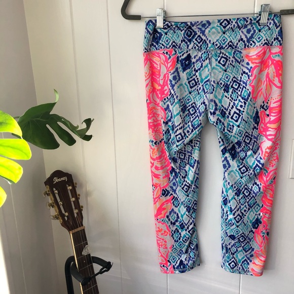 GUC Lilly Pulitzer Leggings - Picture 2 of 5